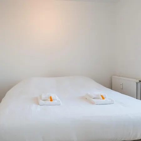 شقة Incredibly Renovated Flat On A Suberb Location *