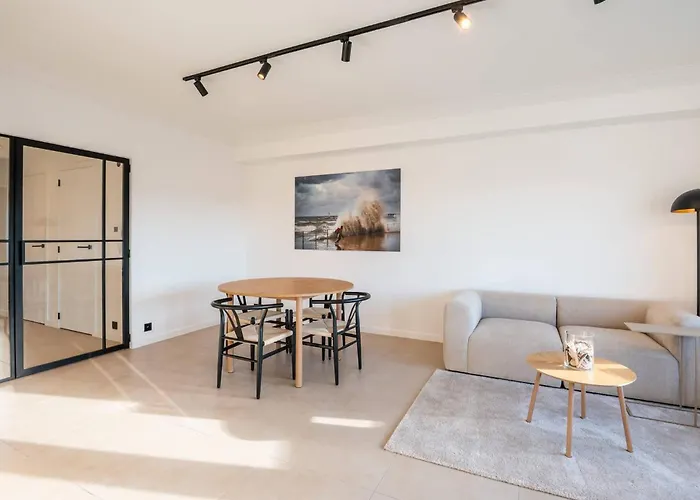 דירה Incredibly Renovated Flat On A Suberb Location