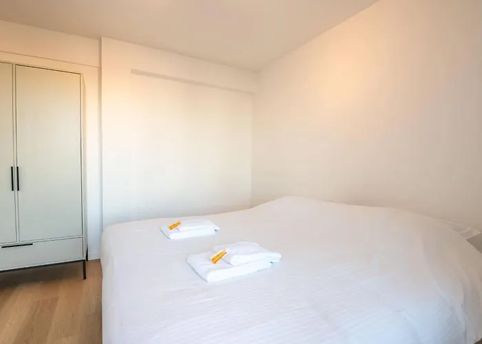 Incredibly Renovated Flat On A Suberb Location דירה