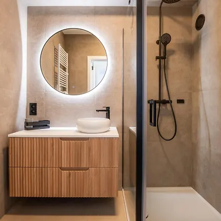 Incredibly Renovated Flat On A Suberb Location 오스텐드